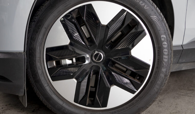 Volvo EX30 – 2025 lleno