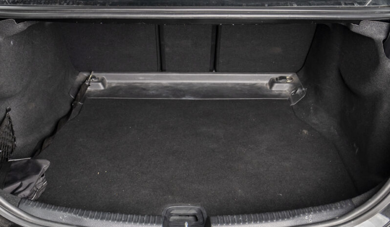 Mercedes Benz – C200 – 2023 lleno