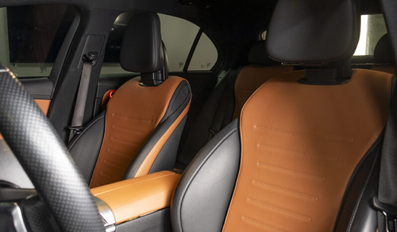 Mercedes Benz – C200 – 2023 lleno