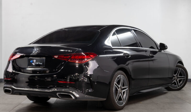 Mercedes Benz – C200 – 2023 lleno