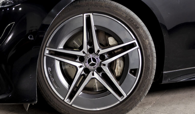 Mercedes Benz – C200 – 2023 lleno