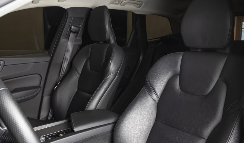 Volvo XC60 T5 – 2019 lleno