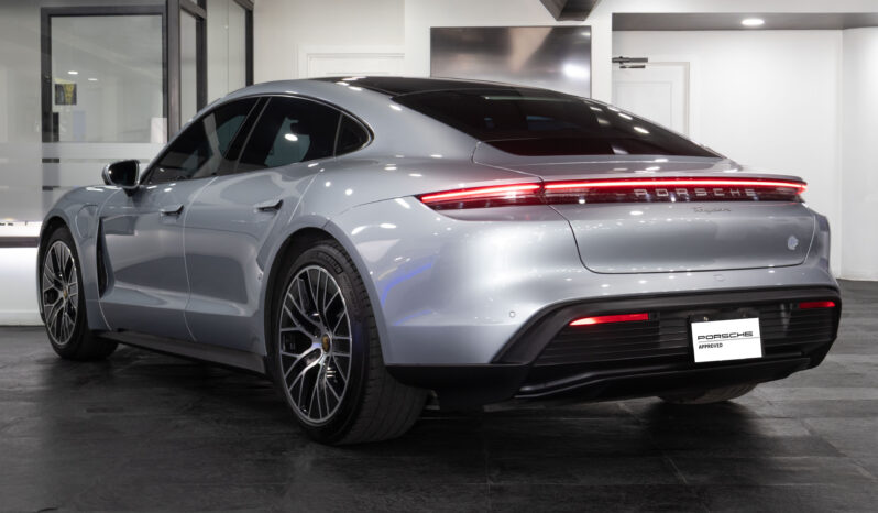 Porsche Taycan – 2021 lleno