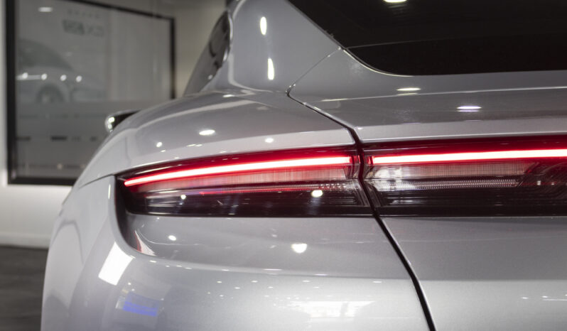 Porsche Taycan – 2021 lleno