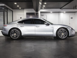 Porsche Taycan – 2021 lleno