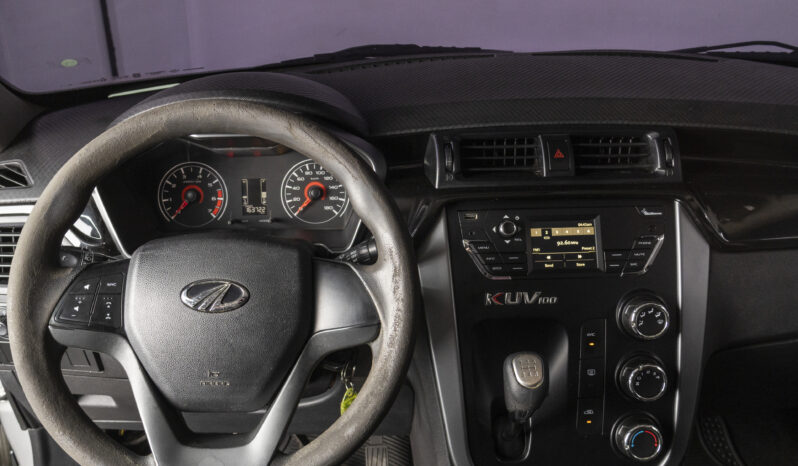 Mahindra – KUV100 – 2020 lleno