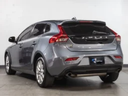 Volvo V40 T4 – 2017 lleno