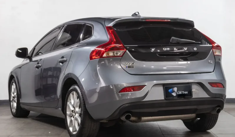 Volvo V40 T4 – 2017 lleno