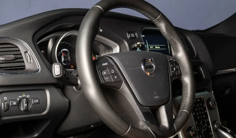 Volvo V40 T4 – 2017 lleno