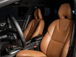 Volvo V40 T4 – 2017 lleno