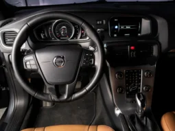 Volvo V40 T4 – 2017 lleno