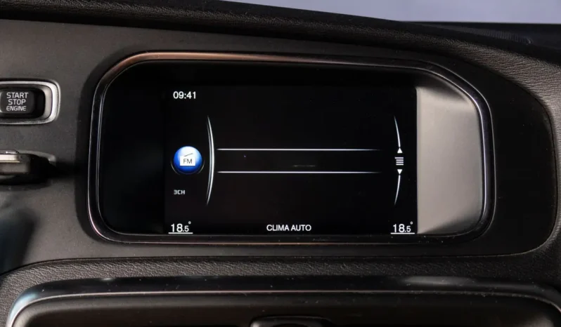 Volvo V40 T4 – 2017 lleno