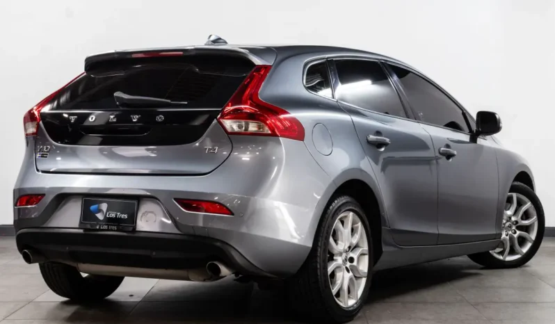Volvo V40 T4 – 2017 lleno