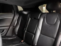 Volvo V40 CC T4 – 2017 lleno