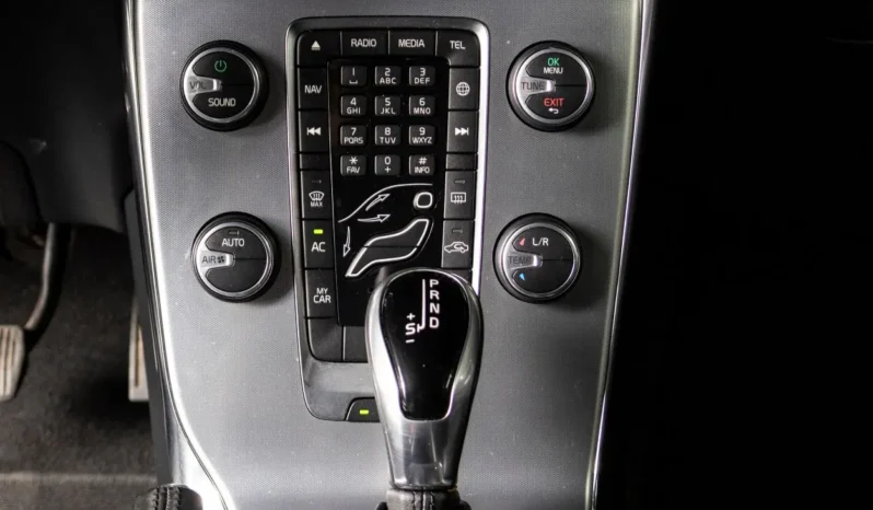 Volvo V40 CC T4 – 2017 lleno