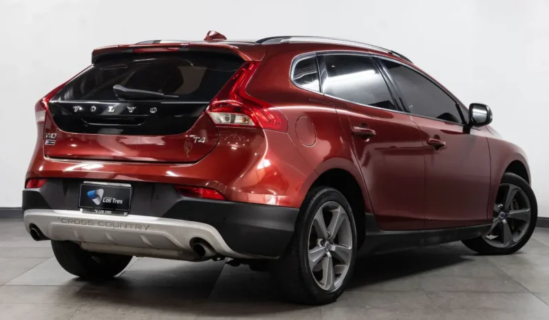 Volvo V40 CC T4 – 2017 lleno