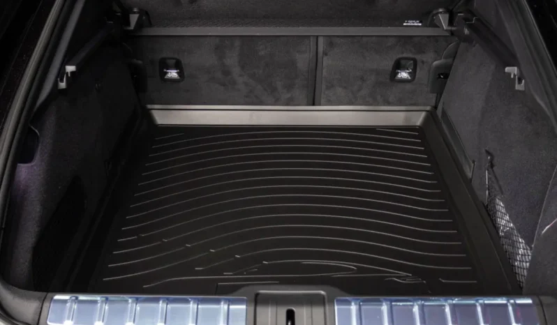 Porsche Panamera Turbo E-Hybrid – 2024 lleno