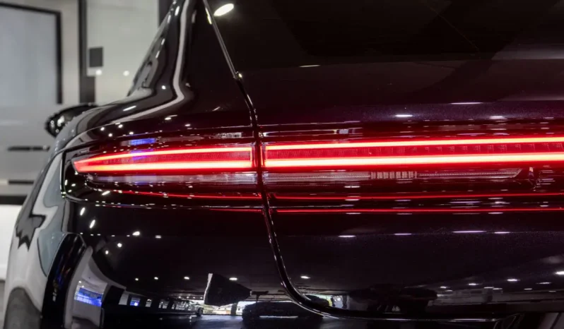 Porsche Panamera Turbo E-Hybrid – 2024 lleno
