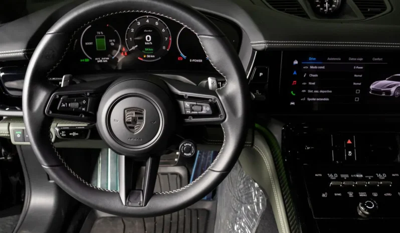 Porsche Panamera Turbo E-Hybrid – 2024 lleno