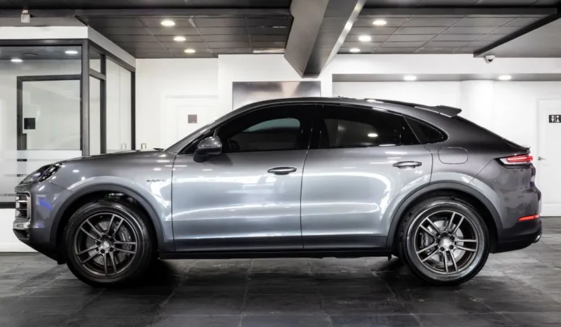 Porsche – Cayenne E-Hybrid Coupe – 2024 lleno