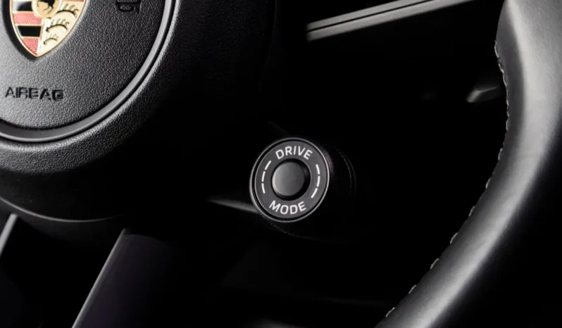 Porsche – Cayenne E-Hybrid Coupe – 2024 lleno