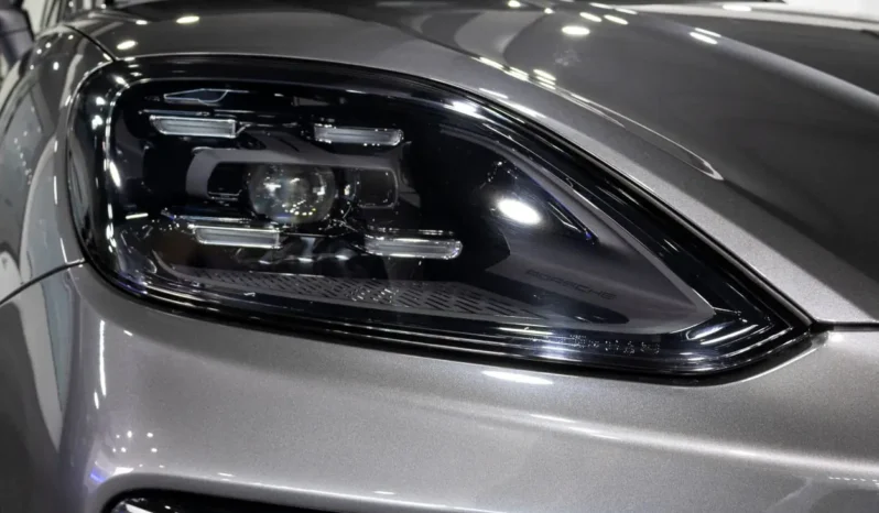 Porsche – Cayenne E-Hybrid Coupe – 2024 lleno