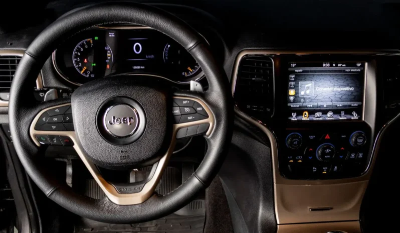 Jeep – Laredo – 2015 lleno