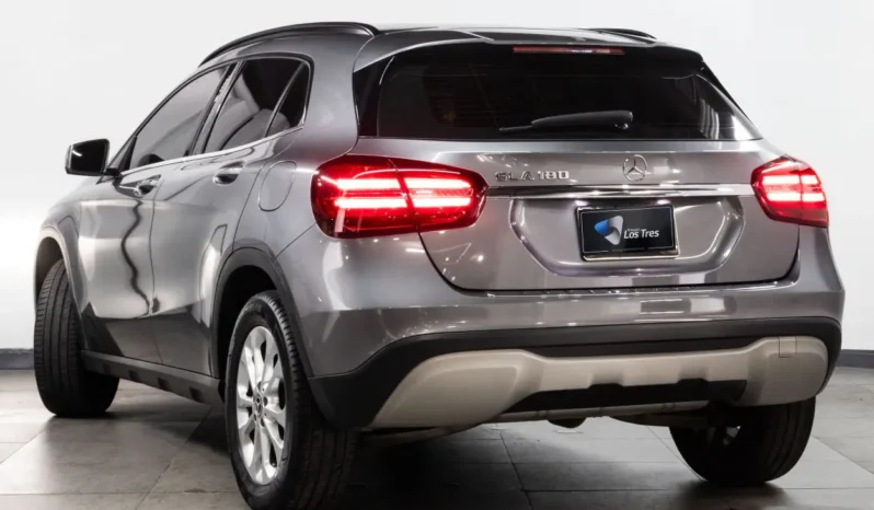 Mercedes Benz – GLA180 – 2019 lleno