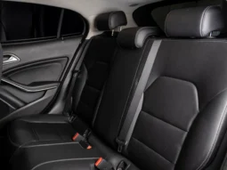 Mercedes Benz – GLA180 – 2019 lleno