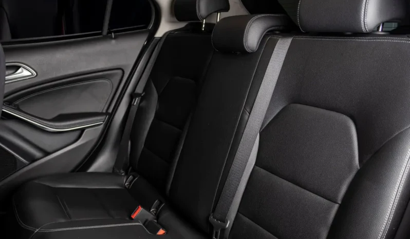 Mercedes Benz – GLA180 – 2019 lleno