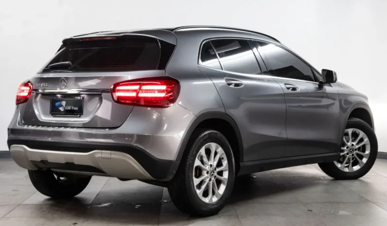 Mercedes Benz – GLA180 – 2019 lleno