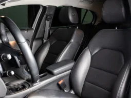 Mercedes Benz – GLA180 – 2018 lleno