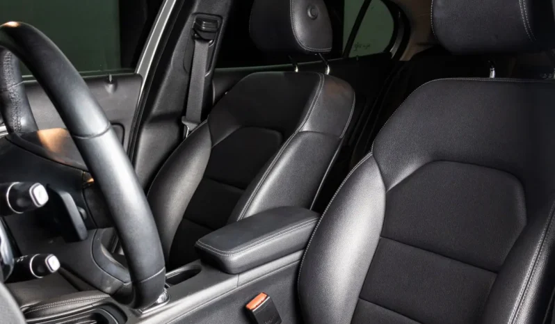 Mercedes Benz – GLA180 – 2018 lleno