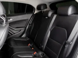 Mercedes Benz – GLA180 – 2018 lleno