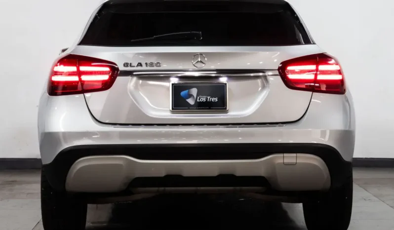 Mercedes Benz – GLA180 – 2018 lleno