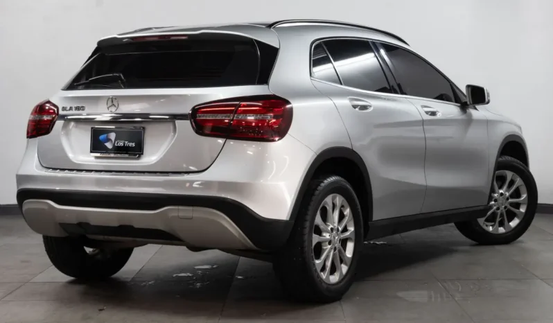 Mercedes Benz – GLA180 – 2018 lleno