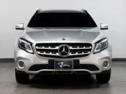 Mercedes Benz – GLA180 – 2018 lleno