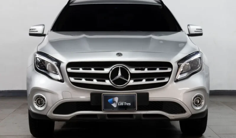 Mercedes Benz – GLA180 – 2018 lleno