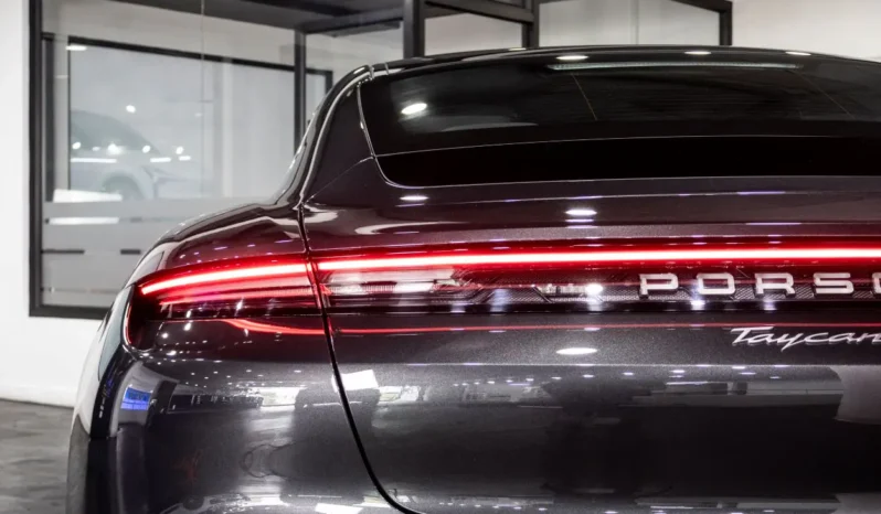 Porsche Taycan 4S – 2025 lleno