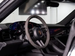 Porsche Taycan 4S – 2025 lleno