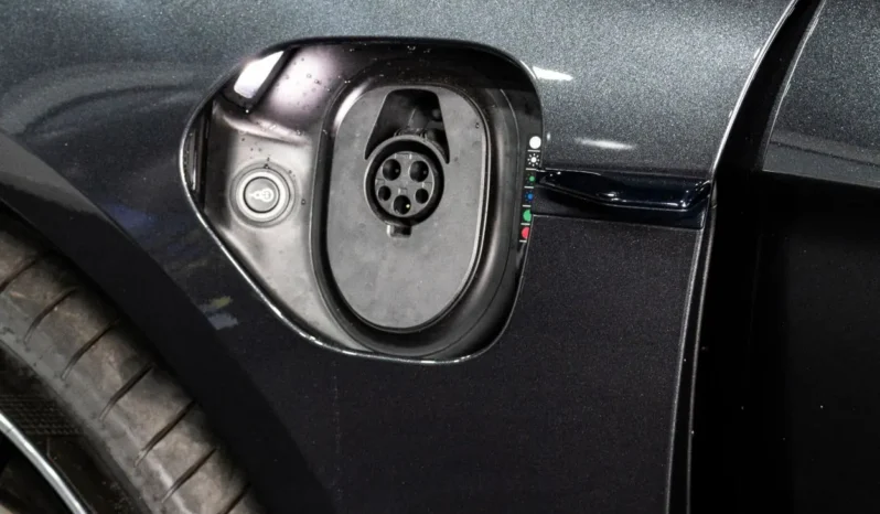 Porsche Taycan 4S – 2025 lleno