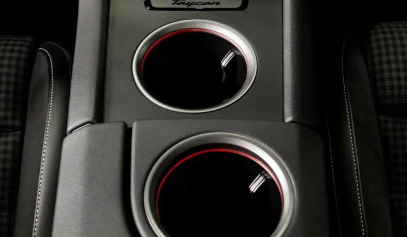 Porsche Taycan 4S – 2025 lleno