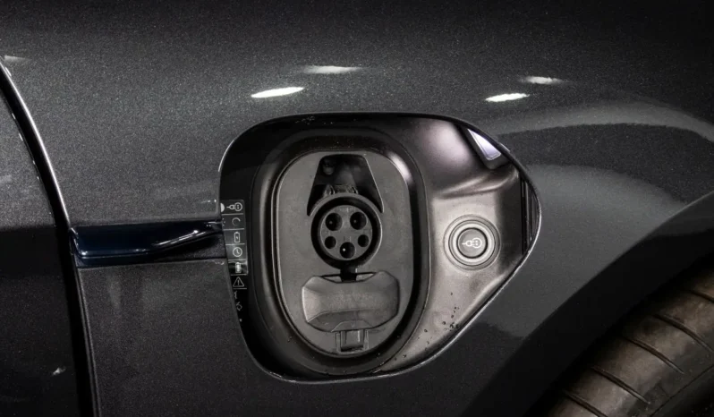 Porsche Taycan 4S – 2025 lleno