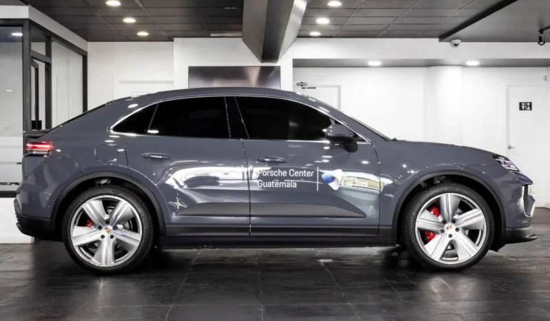 Porsche Macan 4S Electric – 2025 lleno