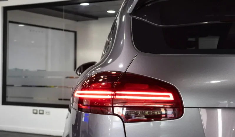 Porsche Cayenne GTS – 2016 lleno