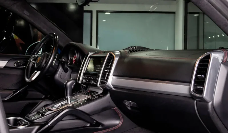 Porsche Cayenne GTS – 2016 lleno