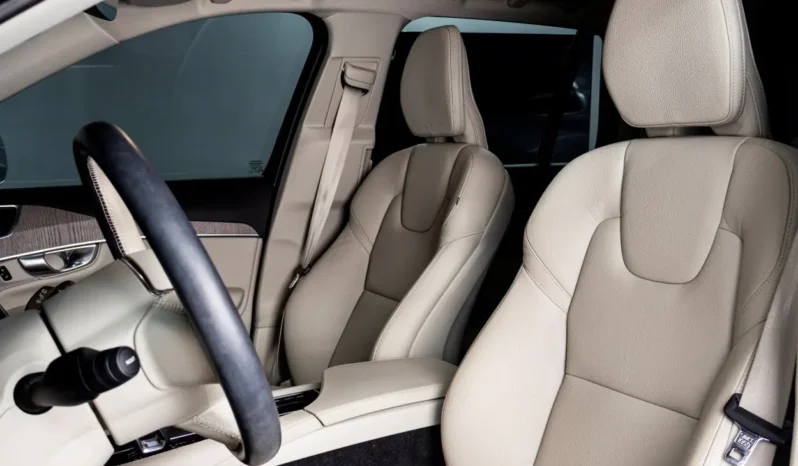 Volvo – XC90  B6 – 2024 lleno